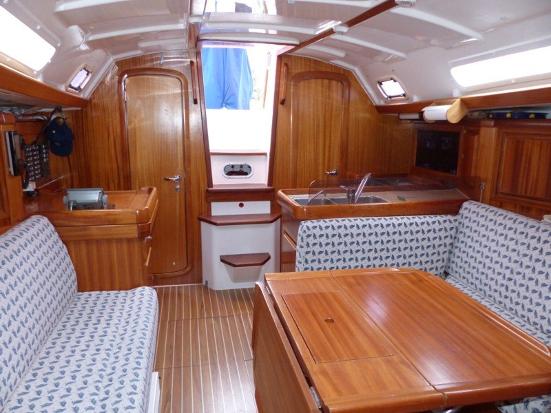 Dufour 35 - 17.JPG